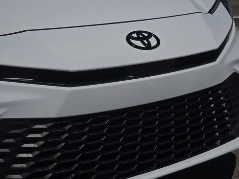 New 2026 Toyota Camry SE FWD image 7