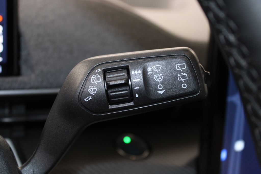 Used 2021 Ford Mustang Mach-E Premium RWD image 24