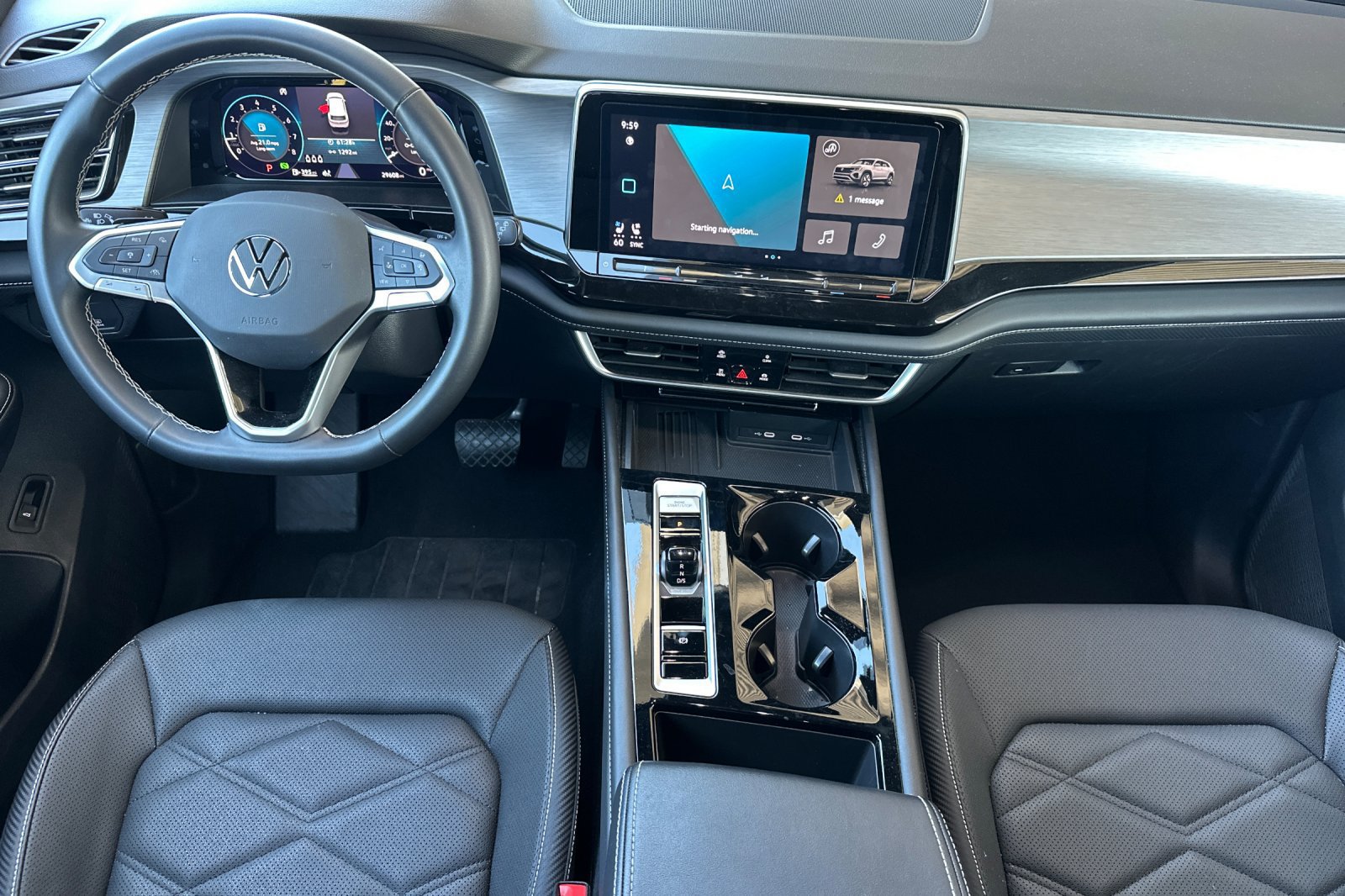 Used 2025 Volkswagen Atlas Cross Sport SE AWD/4WD image 16