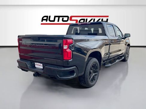 Used 2025 Chevrolet Silverado 1500 RST w/ Dark Appearance Package AWD/4WD image 7