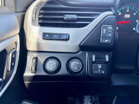 Used 2019 GMC Yukon XL Denali w/ Open Road Package image 20