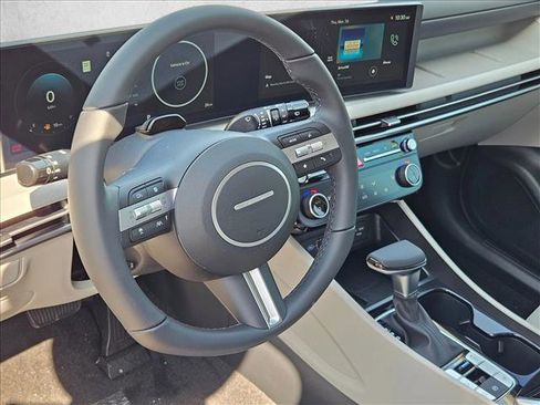 New 2026 Hyundai Tucson SEL FWD image 3