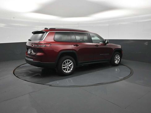Used 2022 Jeep Grand Cherokee L Laredo w/ Luxury Tech Group I AWD/4WD image 33