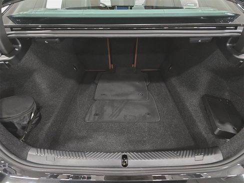 Used 2026 BMW 530i w/ M Sport Package image 29