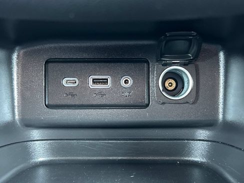 Used 2024 Chevrolet Equinox LT AWD/4WD image 13