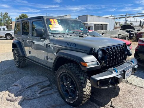 Used 2023 Jeep Wrangler Unlimited AWD/4WD image 7