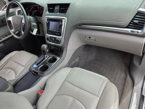 Used 2015 GMC Acadia SLT FWD image 18