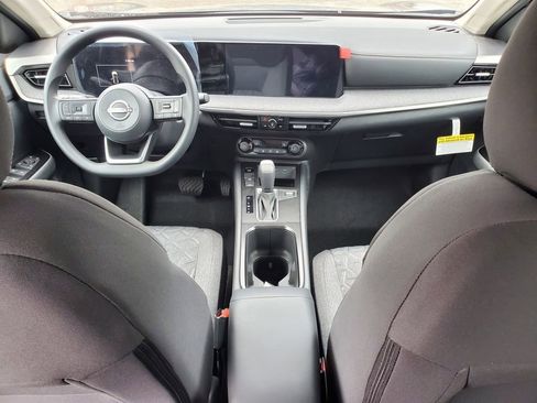 New 2026 Nissan Kicks SV image 12