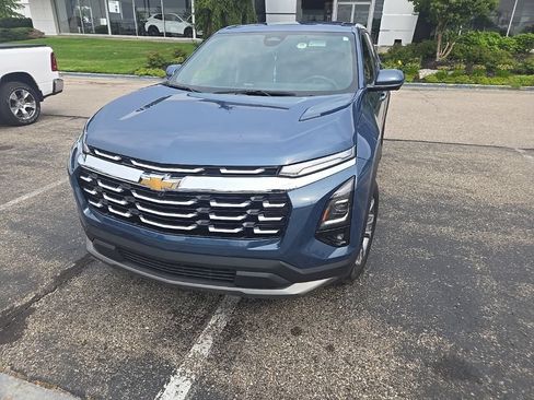 Certified 2025 Chevrolet Equinox LT w/ Safety and Technology Package AWD/4WD image 7
