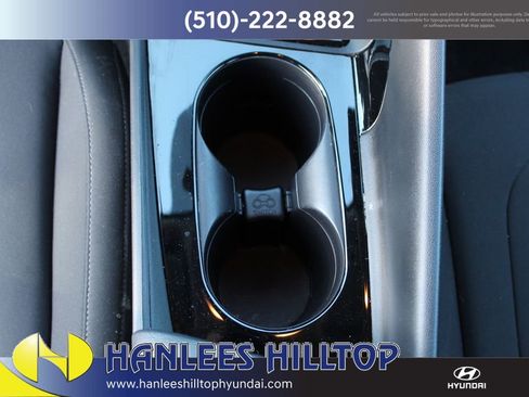 Used 2023 Hyundai Elantra Blue image 17