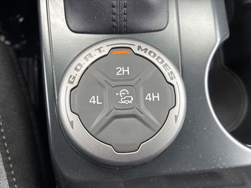 New 2026 Ford Bronco 4-Door AWD/4WD image 38