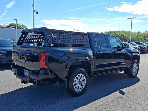 New 2025 Toyota Tacoma SR5 image 5