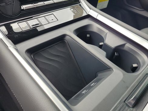 New 2026 Nissan Armada SV image 33