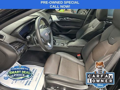 Used 2023 Cadillac CT5 V w/ Premium Package RWD image 8