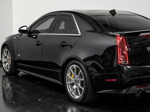 Used 2011 Cadillac CTS V image 13