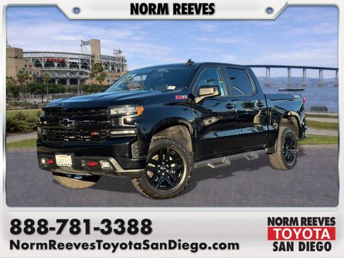 Used 2022 Chevrolet Silverado 1500 LT Trail Boss w/ Convenience Package II image 1