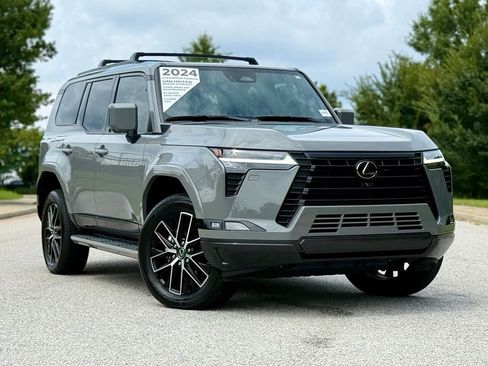 Certified 2024 Lexus GX 550 w/ Cold Area Package AWD/4WD image 2