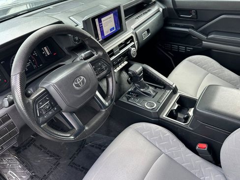 Used 2025 Toyota Tacoma SR5 image 10