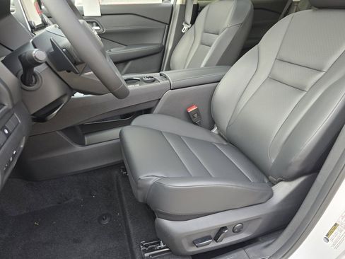 New 2026 Nissan Rogue SV w/ SV Premium Package image 15