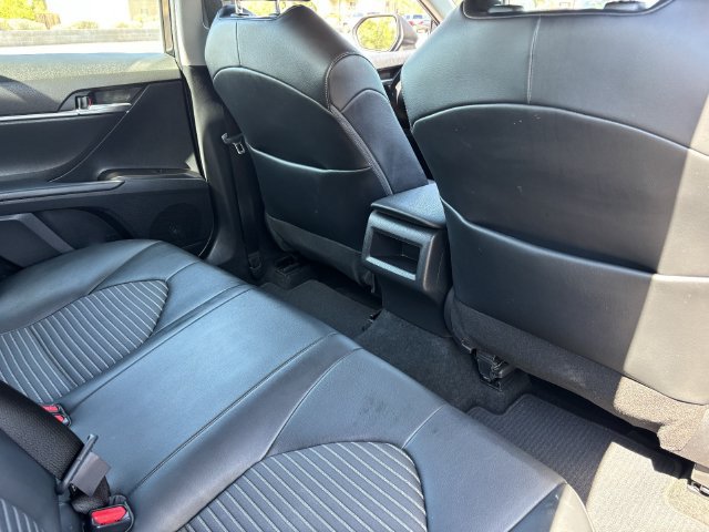 Used 2022 Toyota Camry SE w/ Carpet Mat Package (TMS) FWD image 13
