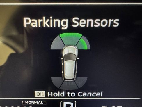 New 2025 Mitsubishi Outlander SE image 17