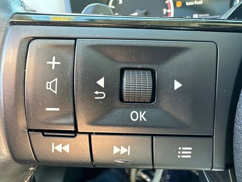 Used 2023 Nissan Rogue SL w/ SL Premium Package image 30