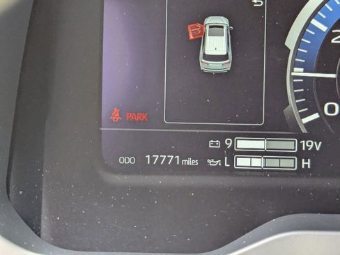 Used 2026 Toyota Sequoia Capstone AWD/4WD image 46