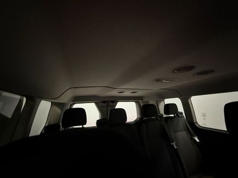 Used 2023 Ford Transit 350 XLT image 19