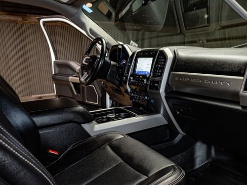 Used 2021 Ford F450 Lariat w/ Lariat Ultimate Package image 15