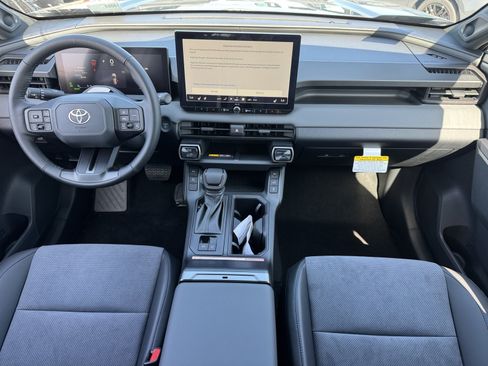 New 2026 Toyota RAV4 XSE AWD/4WD image 4