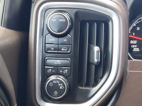 Used 2021 Chevrolet Silverado 1500 LT AWD/4WD image 25