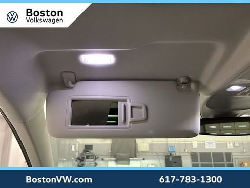 Used 2025 Volkswagen Taos SE image 24