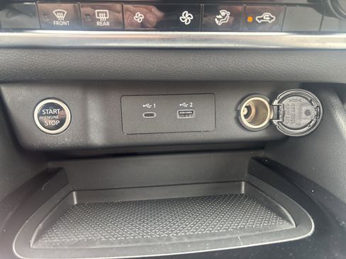 Used 2023 Nissan Rogue SV AWD/4WD image 28