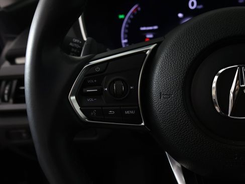 Used 2025 Acura MDX SH-AWD image 40