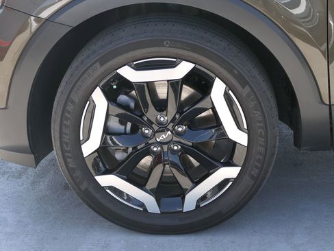 Used 2023 Kia Telluride EX w/ EX Captain's Chair Package AWD/4WD image 13