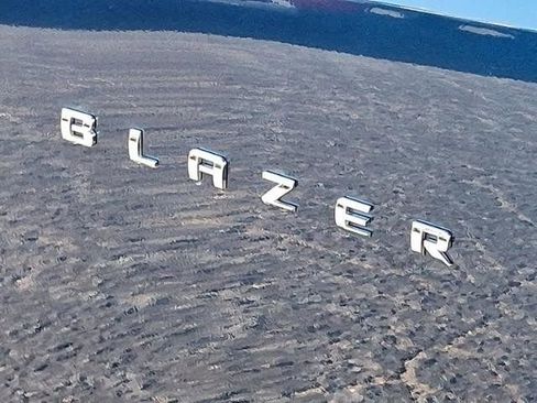 Used 2022 Chevrolet Blazer LT image 30