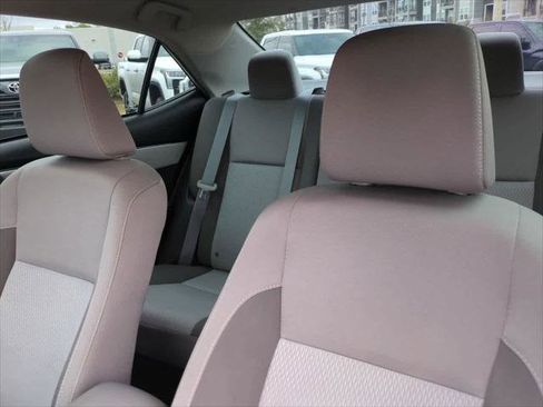 Certified 2017 Toyota Corolla LE image 8