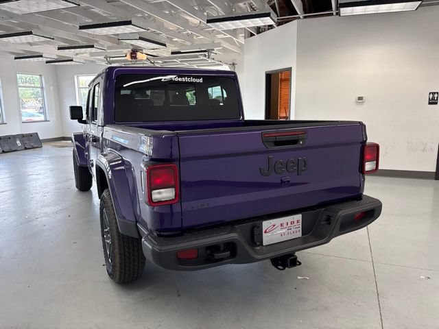 New 2026 Jeep Gladiator Sport AWD/4WD image 5