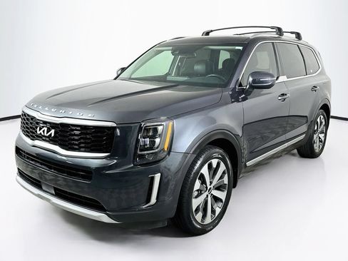 Used 2022 Kia Telluride EX w/ EX Premium Package FWD image 1