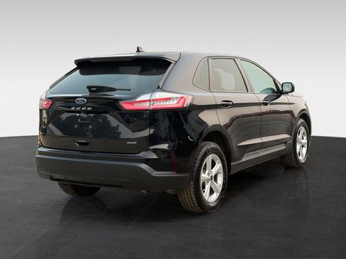 Used 2022 Ford Edge SE AWD/4WD image 5