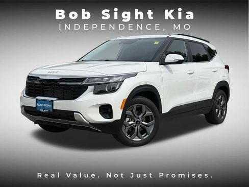 Certified 2024 Kia Seltos S FWD image 1