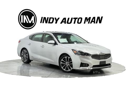 Used 2018 Kia Cadenza Technology image 1
