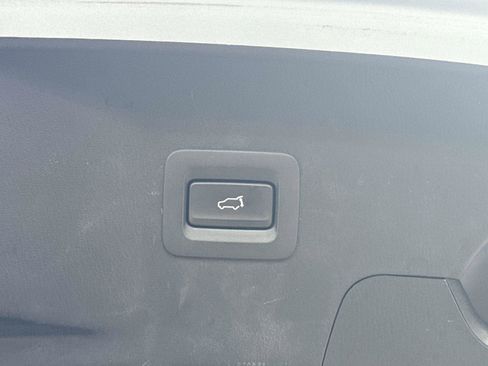 Certified 2023 MAZDA CX-9 Grand Touring image 12