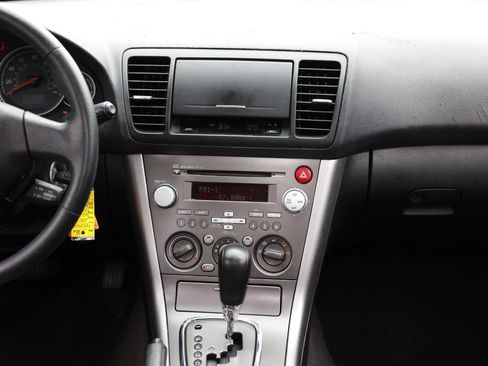 Used 2007 Subaru Outback 2.5i AWD/4WD image 33