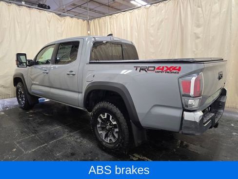 Used 2020 Toyota Tacoma TRD Off-Road image 8