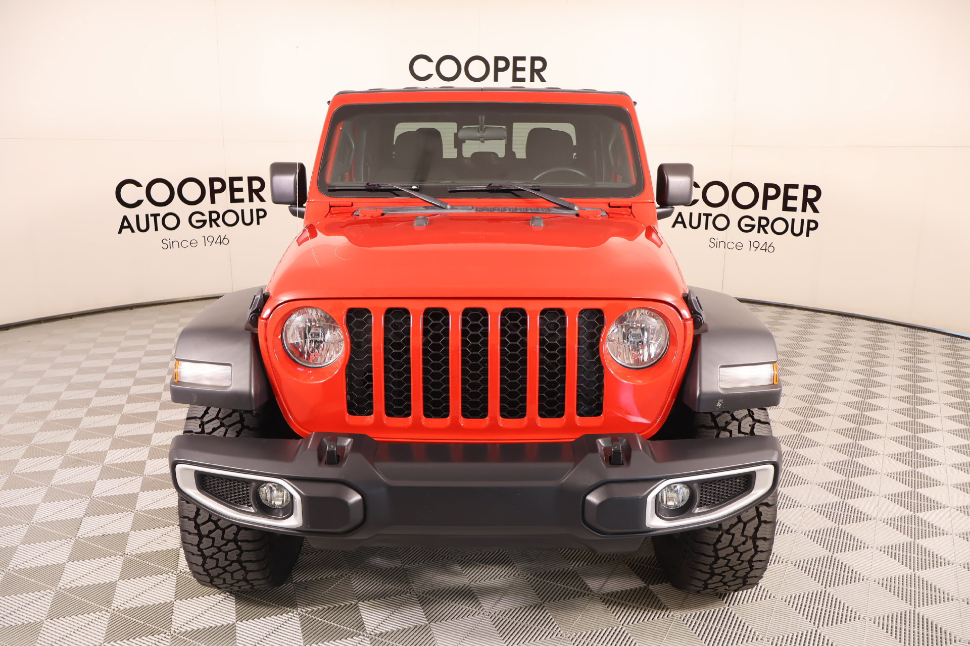 Used 2023 Jeep Gladiator Sport w/ Trailer Tow Package AWD/4WD image 8