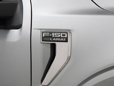 Used 2025 Ford F150 Lariat AWD/4WD image 32