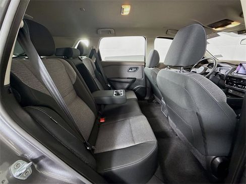 Certified 2023 Nissan Rogue SV image 28