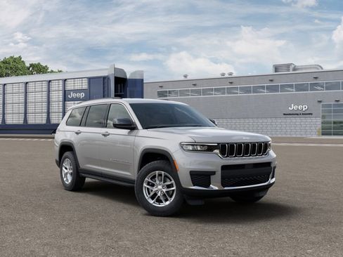 New 2026 Jeep Grand Cherokee L 2WD image 5