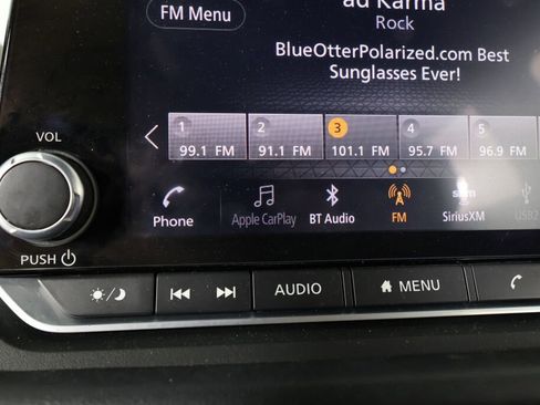 Used 2021 Nissan Rogue SV image 35